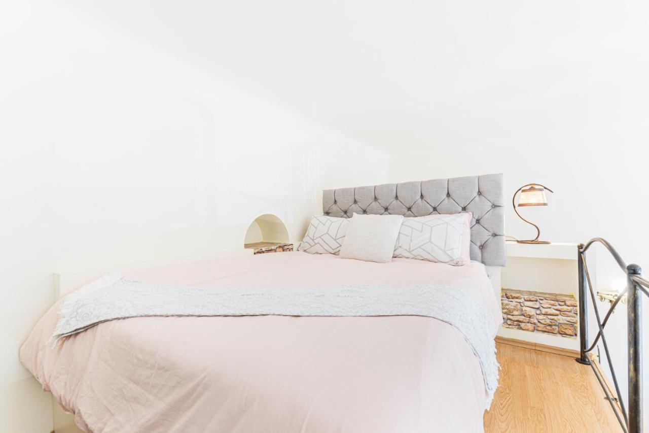 Hera Apartment - Old Town Брашов Екстер'єр фото